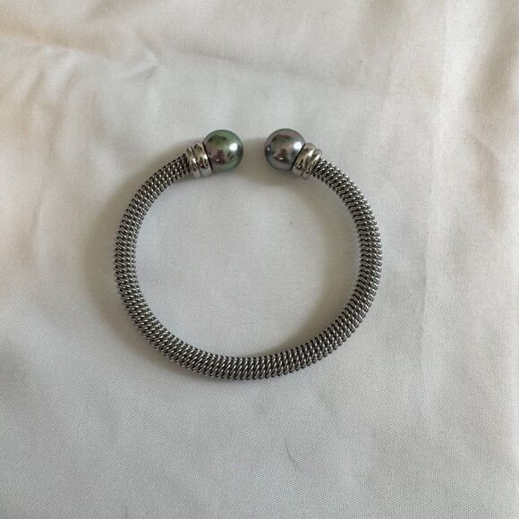 Majorica Women's Stainless Steel Rhodium Plated Bangle Bracelet Organic Pearl - Picture 6 of 8